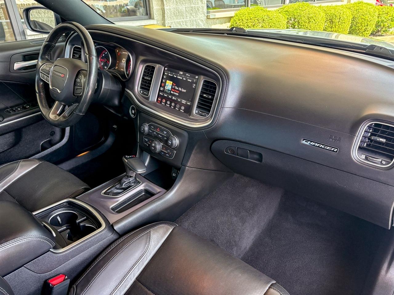 Dodge Charger  2021