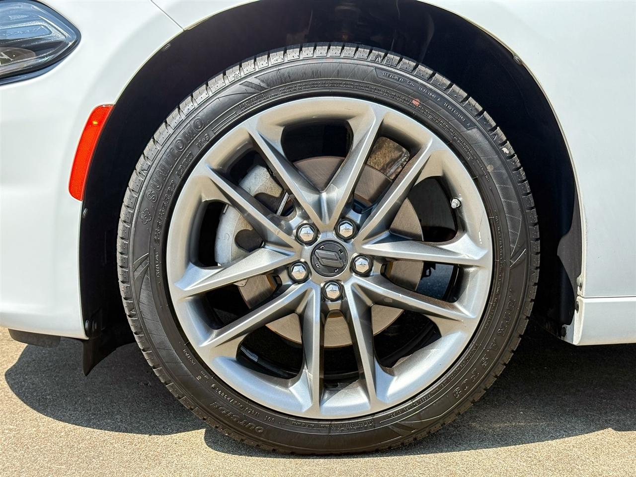 Dodge Charger  2021