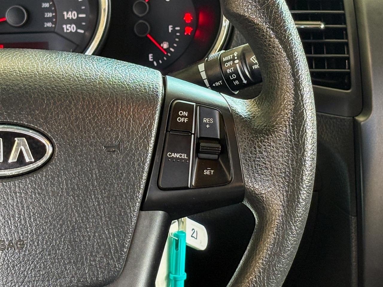 Kia Sorento  2012