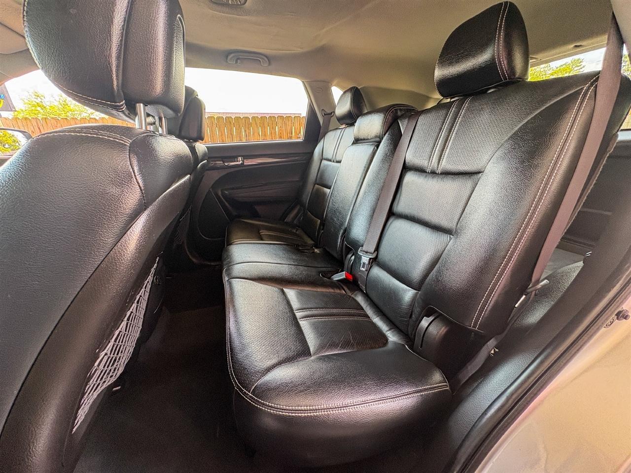 Kia Sorento  2012