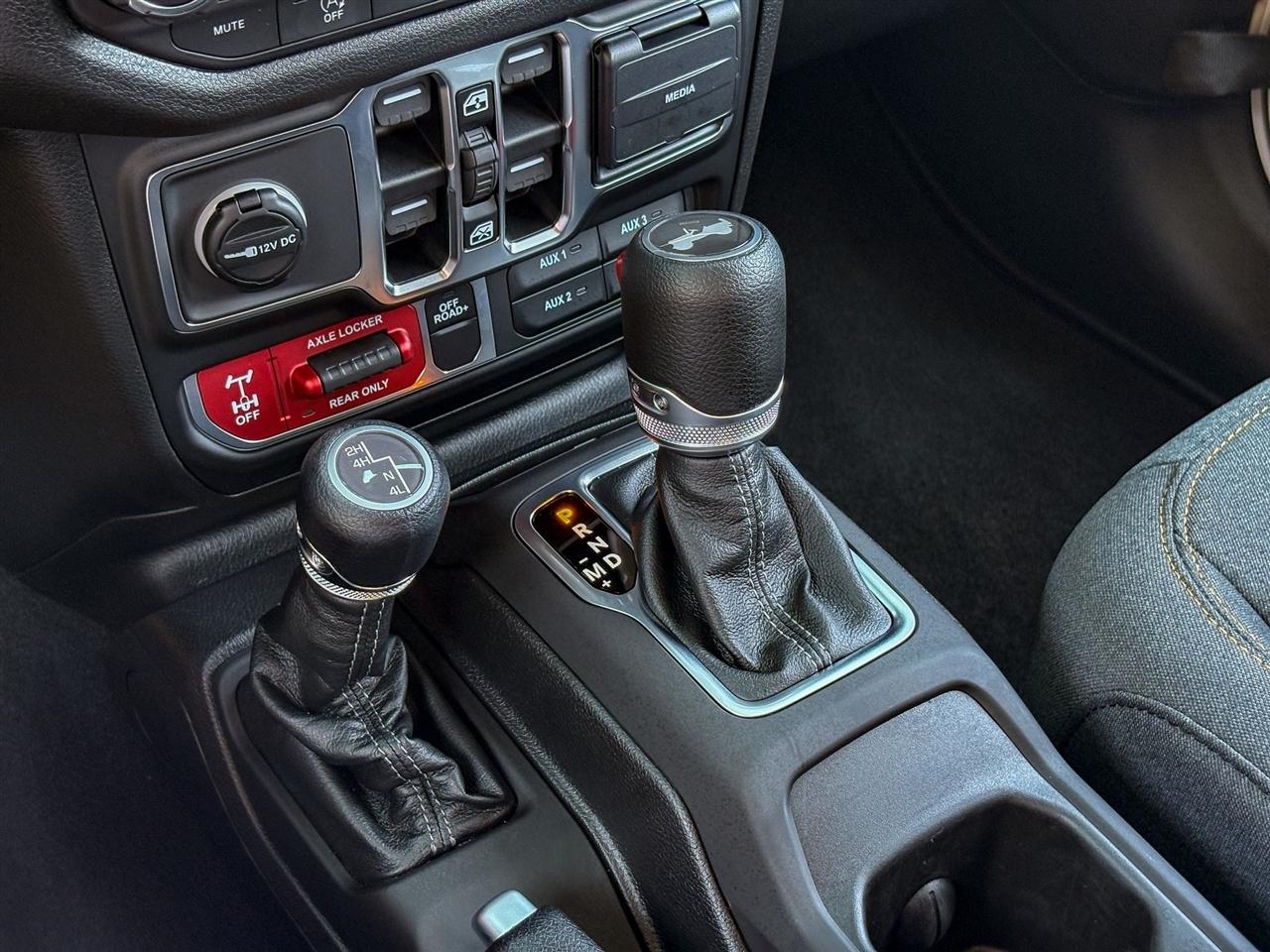 Jeep Wrangler  2026
