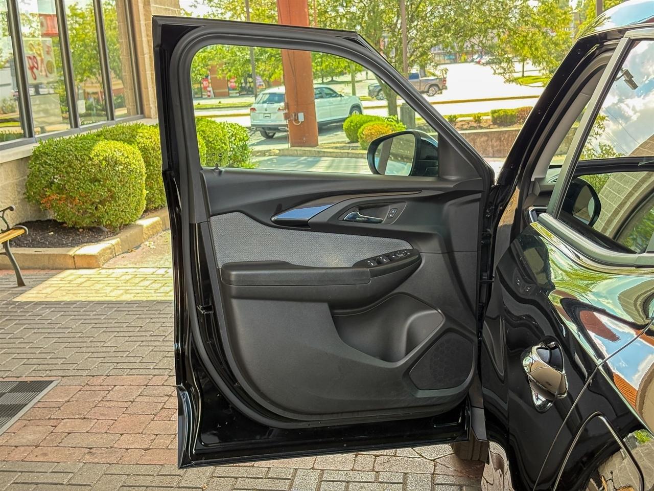 2023 Chevrolet TrailBlazer LT - Photo 14