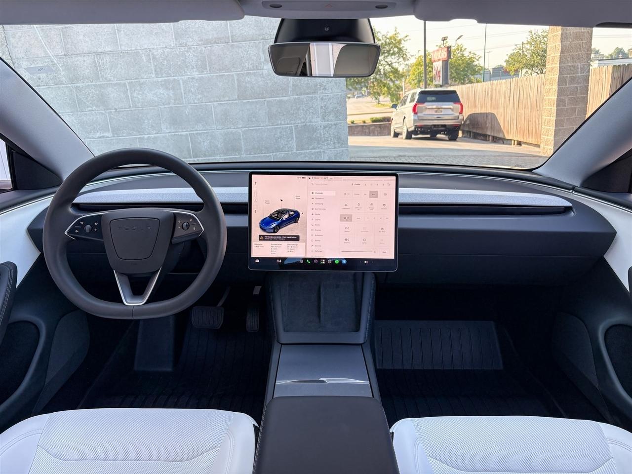 Tesla Model 3  2025