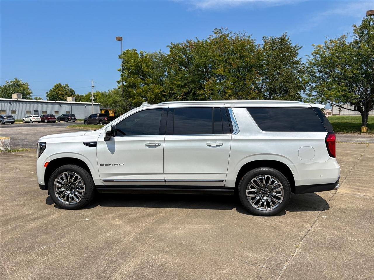 GMC Yukon XL  2023
