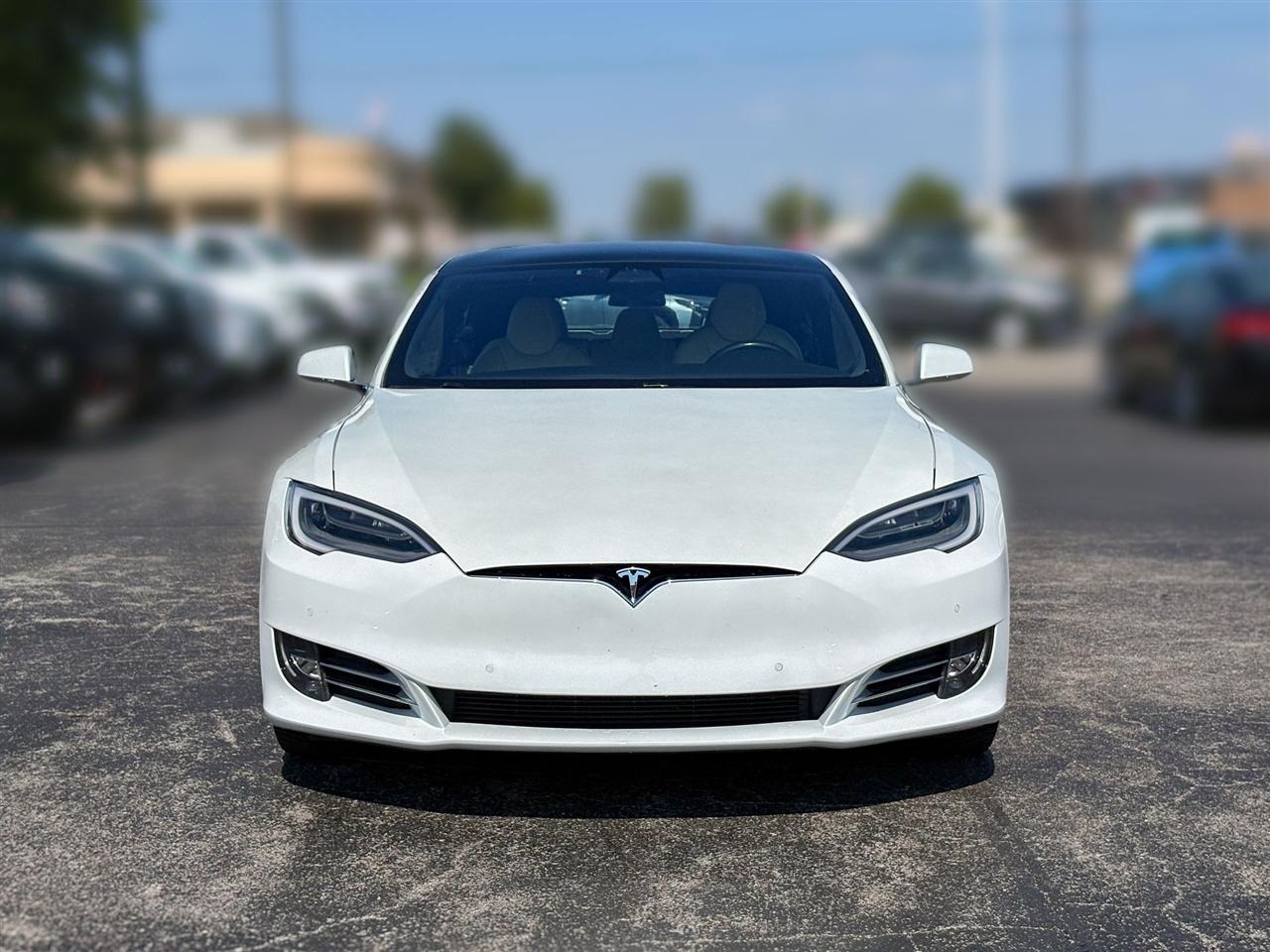 Tesla Model S  2020