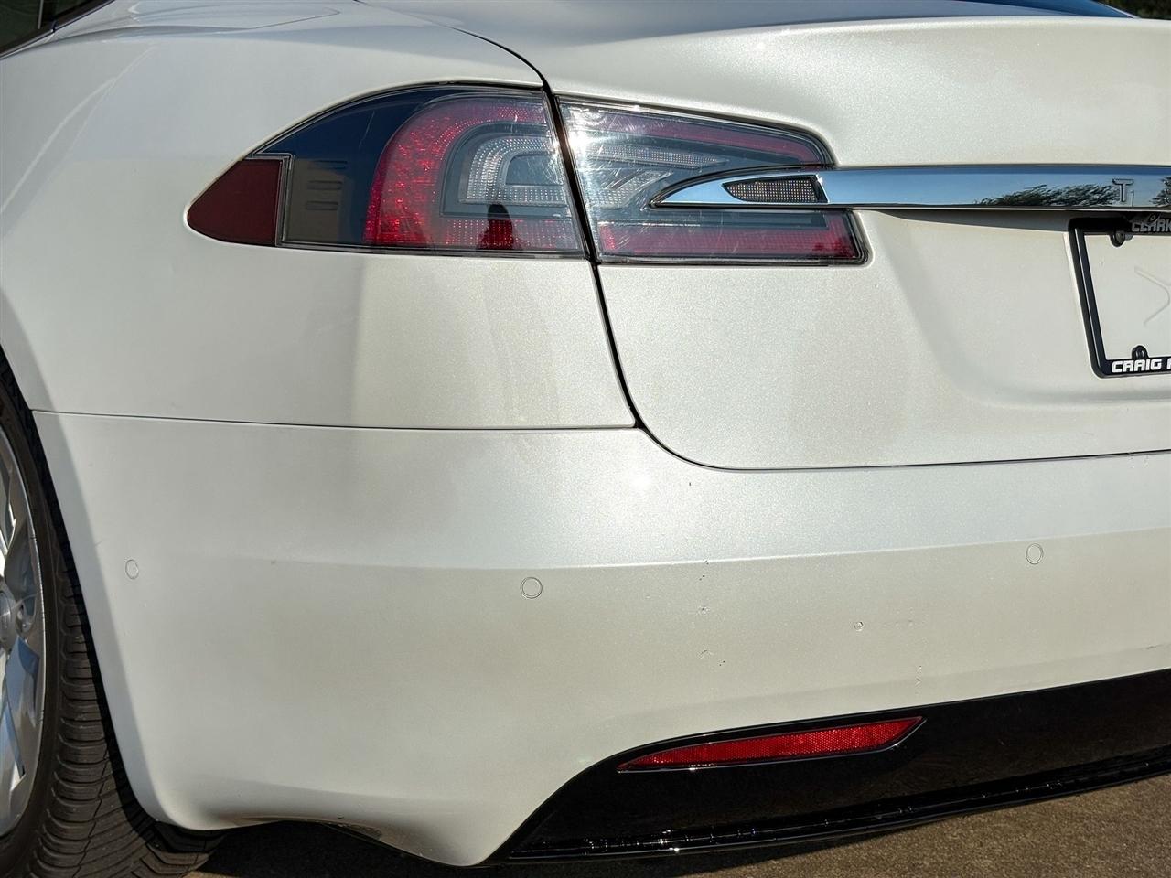 Tesla Model S  2020