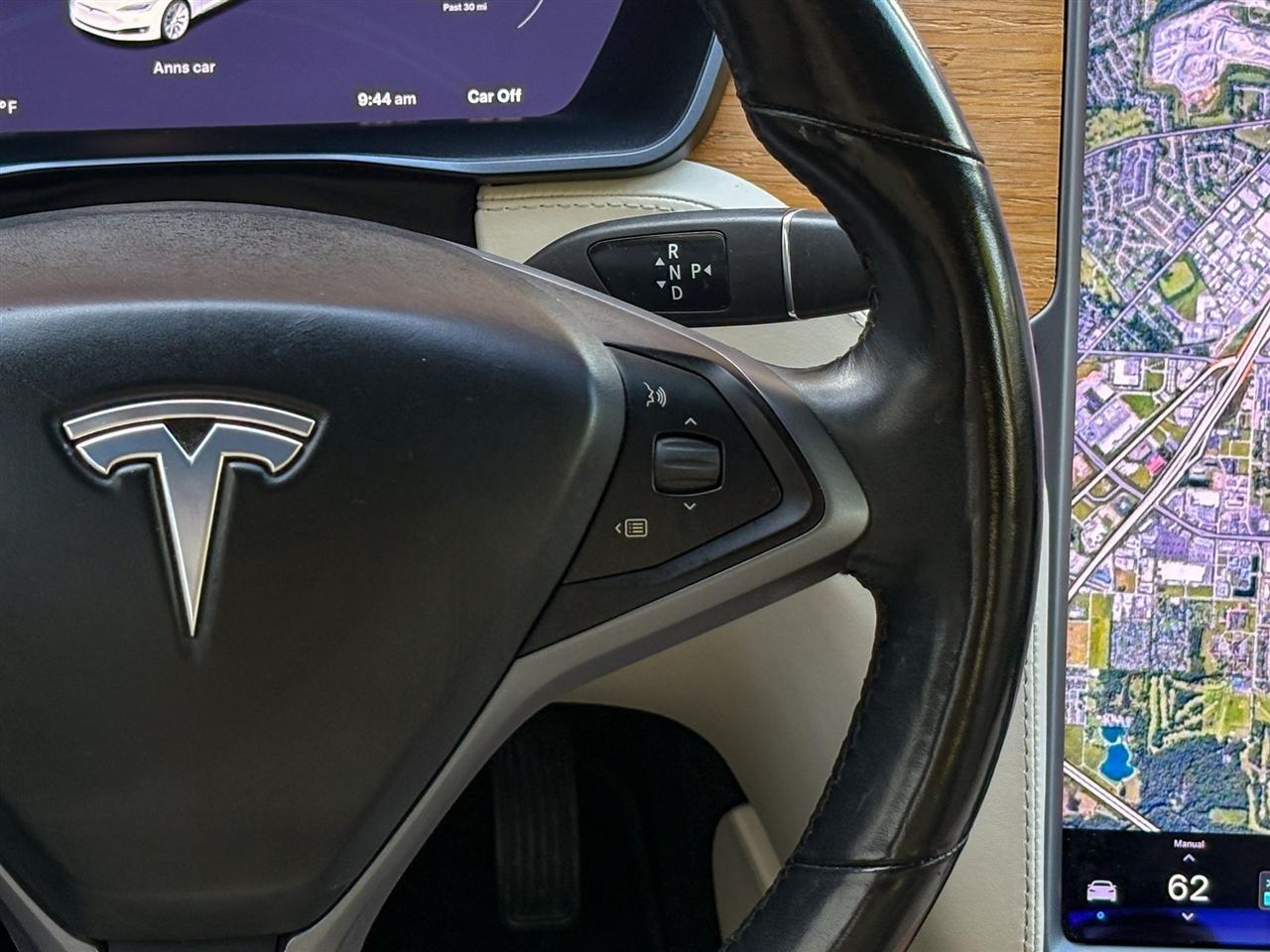 Tesla Model S  2020