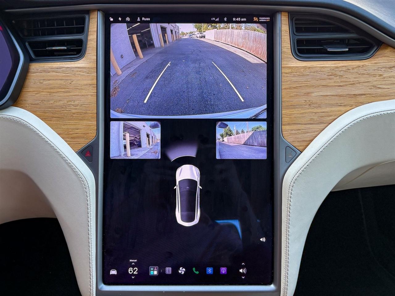 Tesla Model S  2020