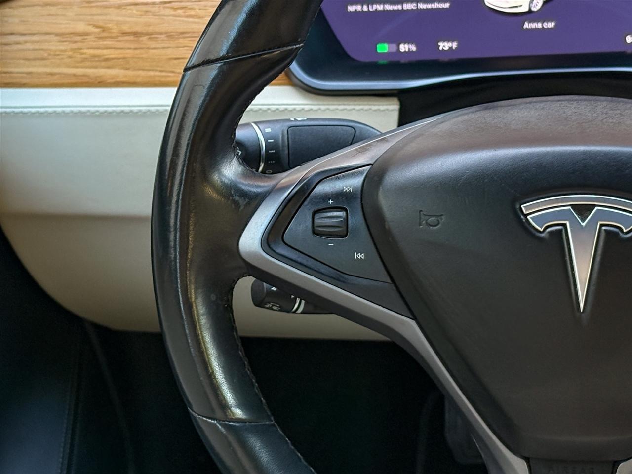 Tesla Model S  2020