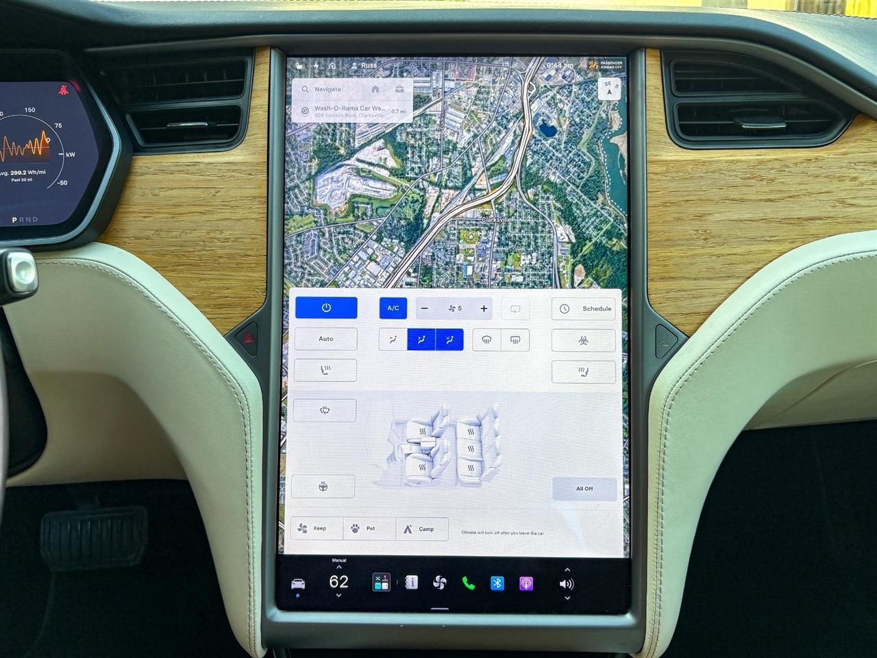 Tesla Model S  2020