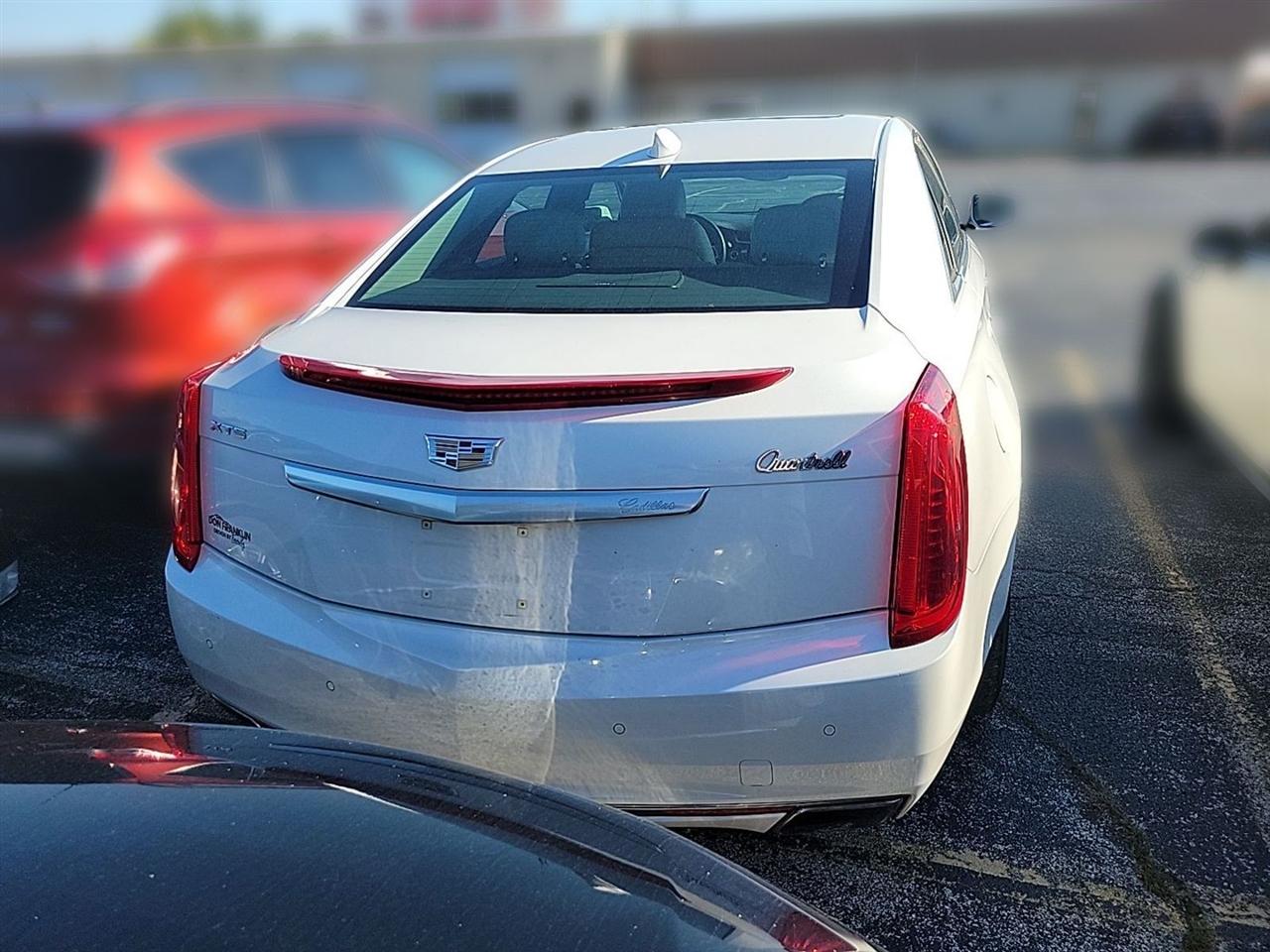 Cadillac XTS  2016