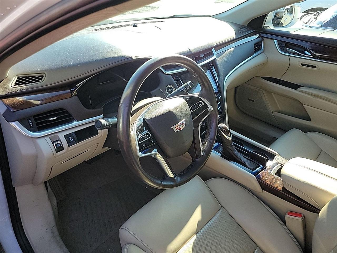 Cadillac XTS  2016