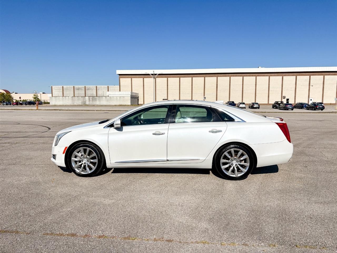 Cadillac XTS  2016