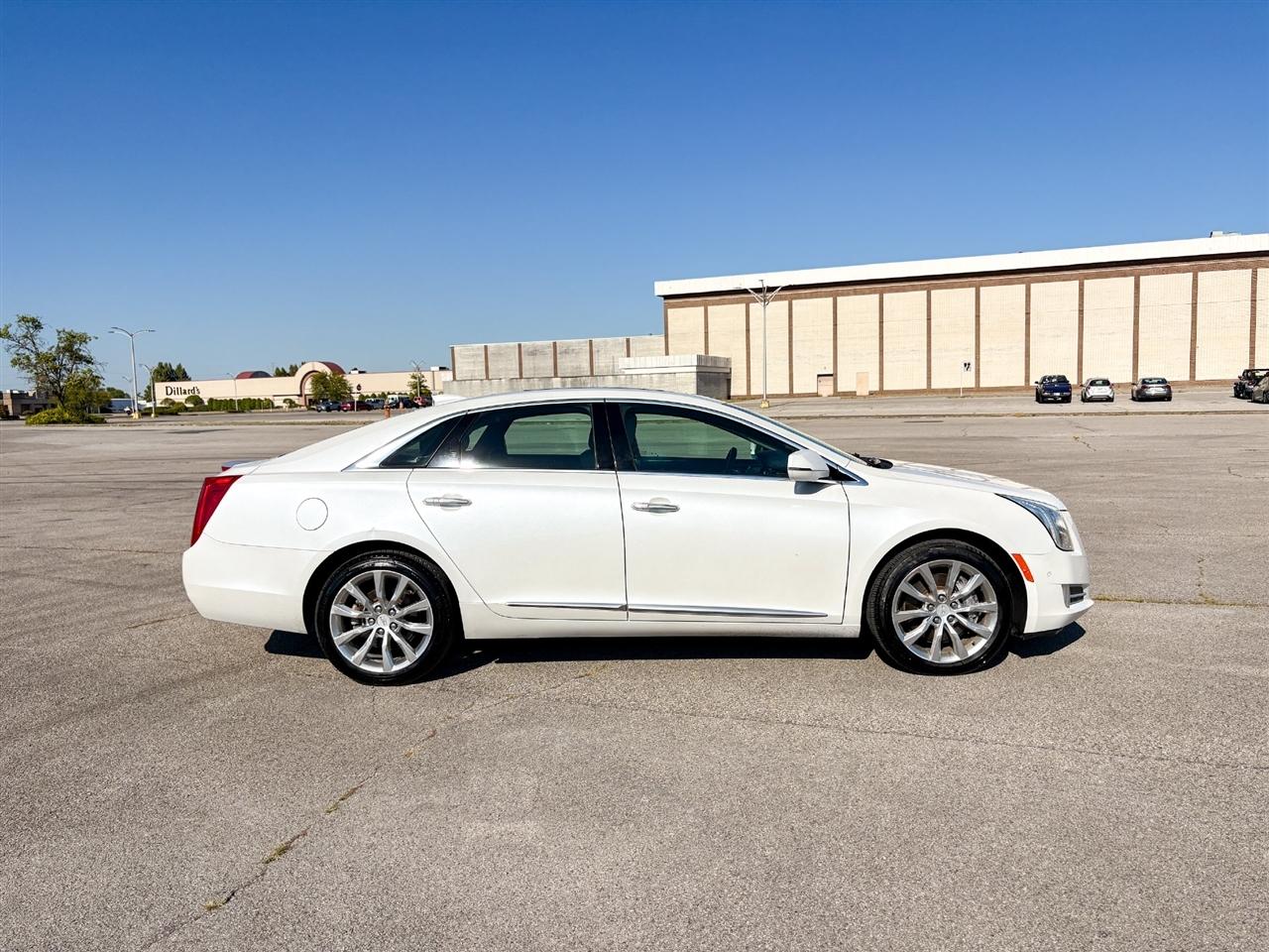 Cadillac XTS  2016