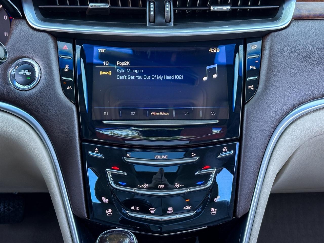 Cadillac XTS  2016