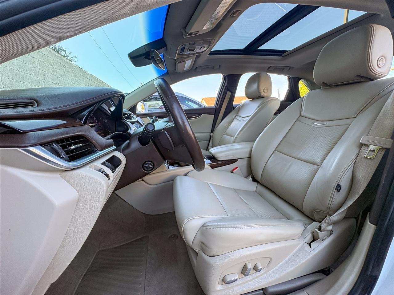 Cadillac XTS  2016