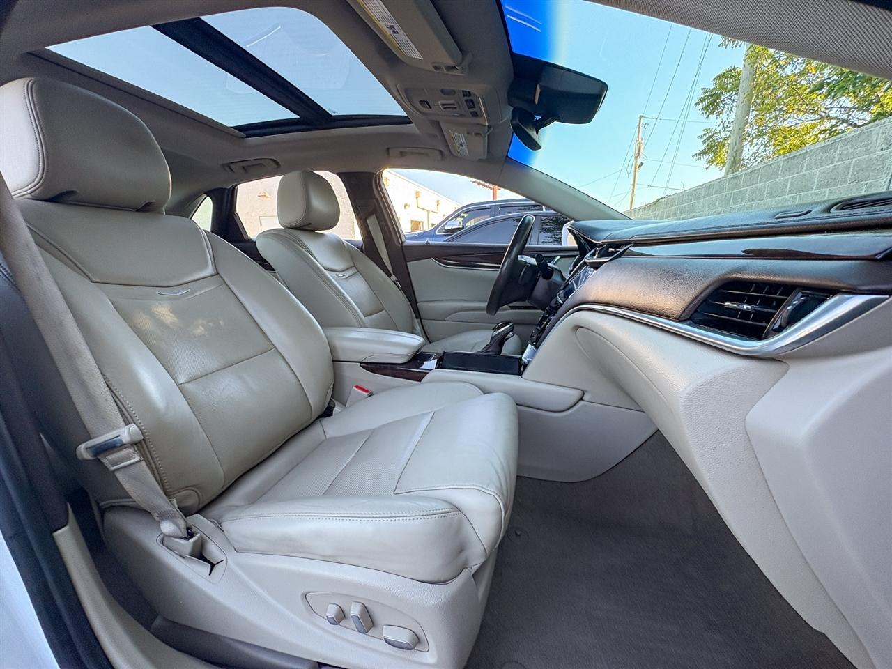 Cadillac XTS  2016