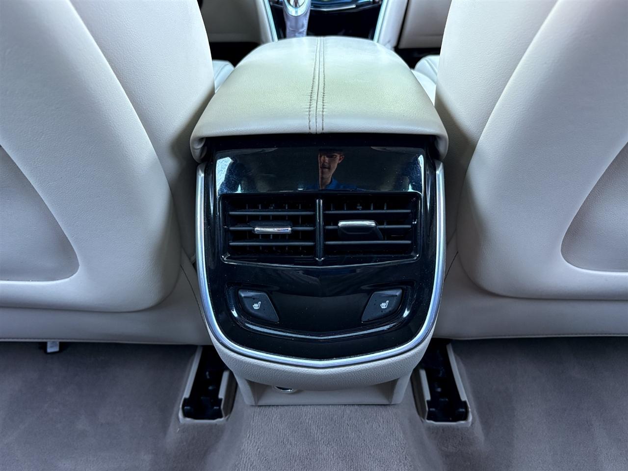 Cadillac XTS  2016