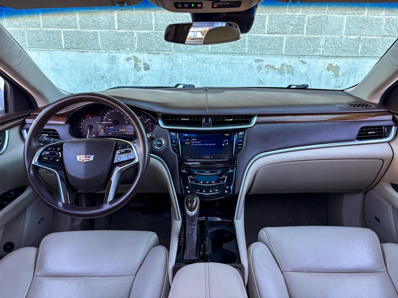 Cadillac XTS  2016