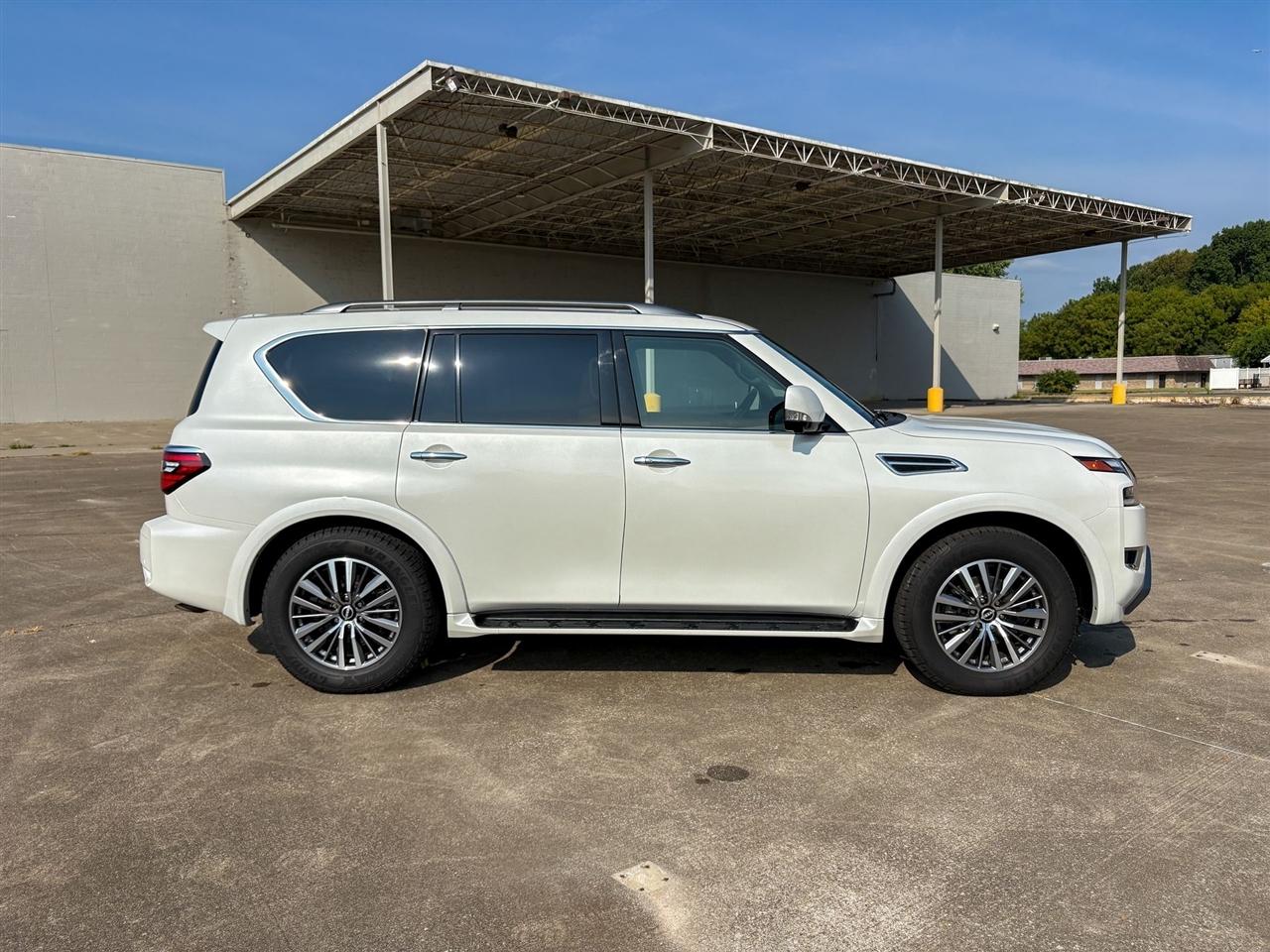 Nissan Armada  2023