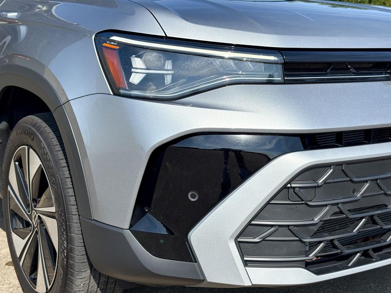 Volkswagen Taos  2025