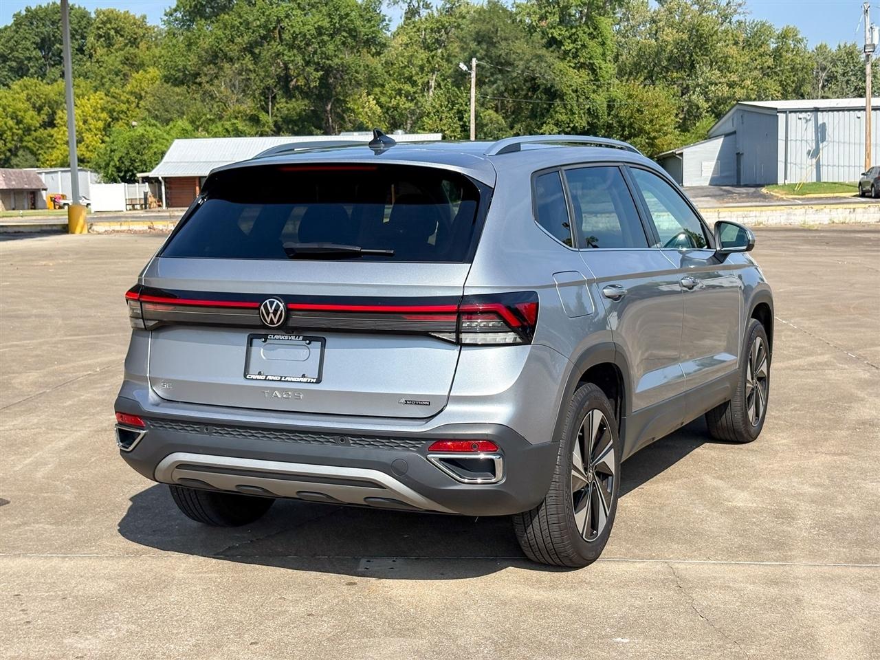 Volkswagen Taos  2025