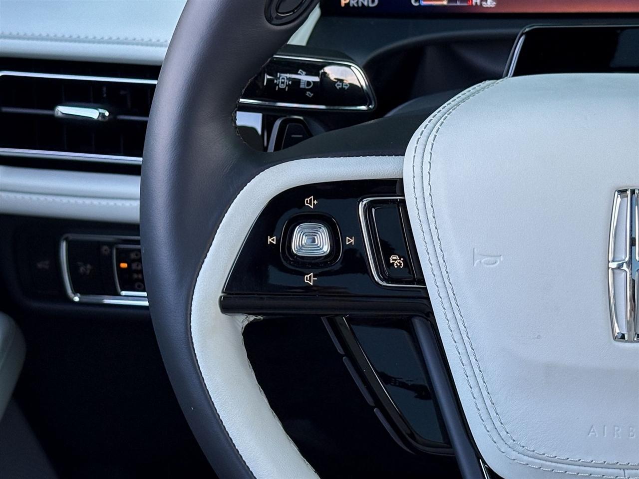 Lincoln Aviator  2026