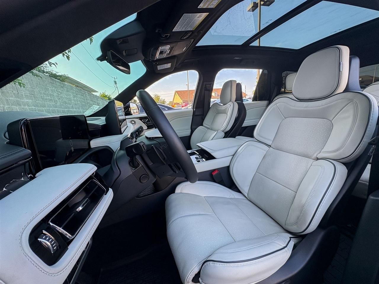 Lincoln Aviator  2026