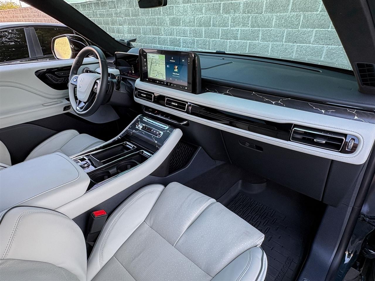 Lincoln Aviator  2026