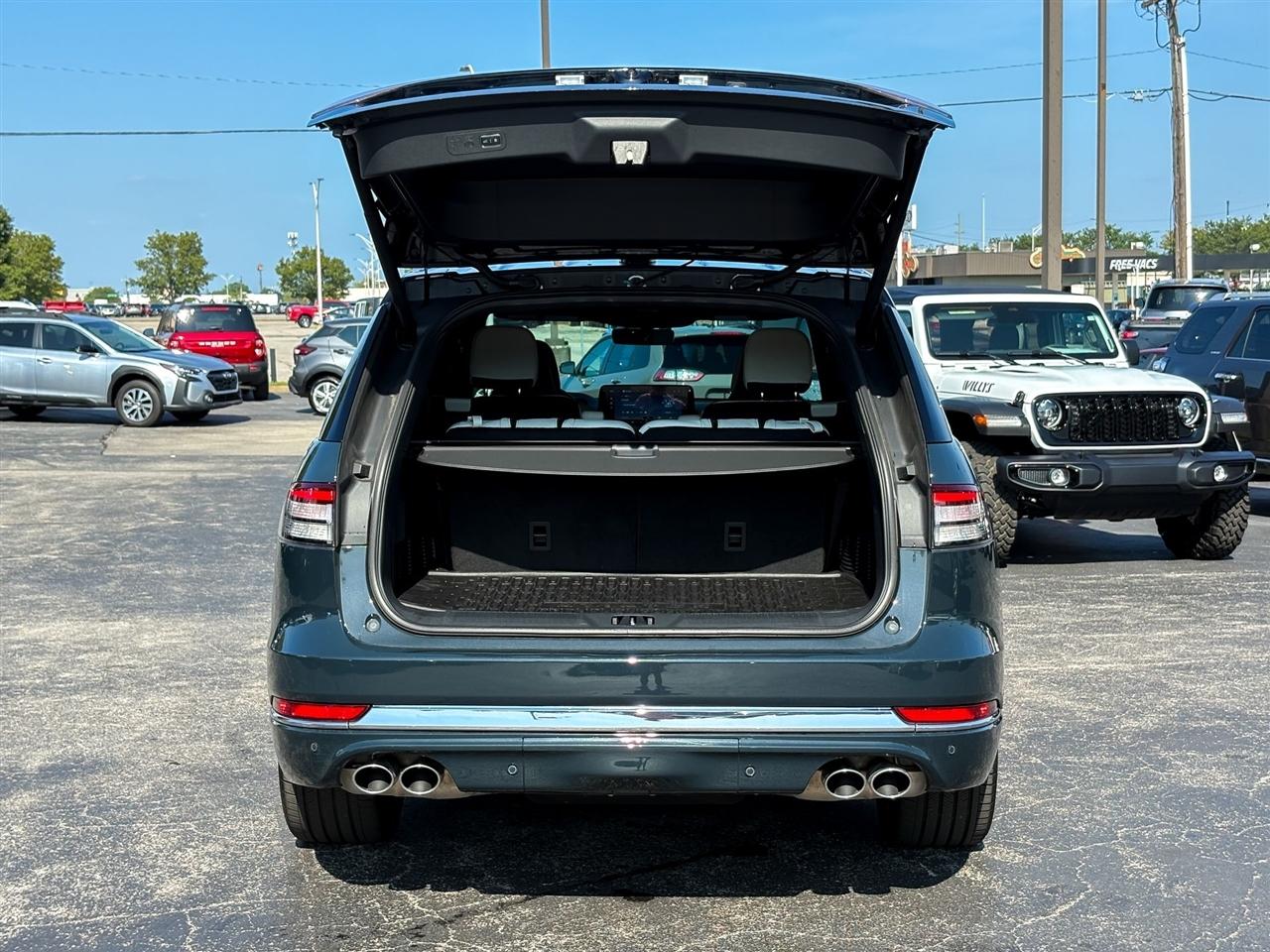 Lincoln Aviator  2026