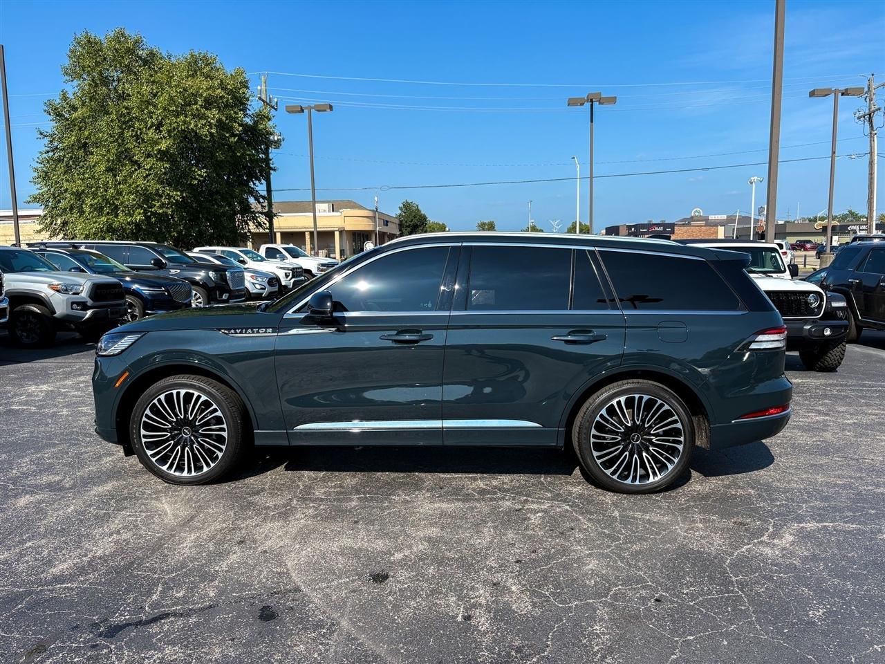 Lincoln Aviator  2026