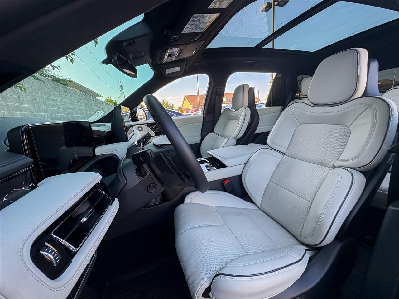 Lincoln Aviator  2026