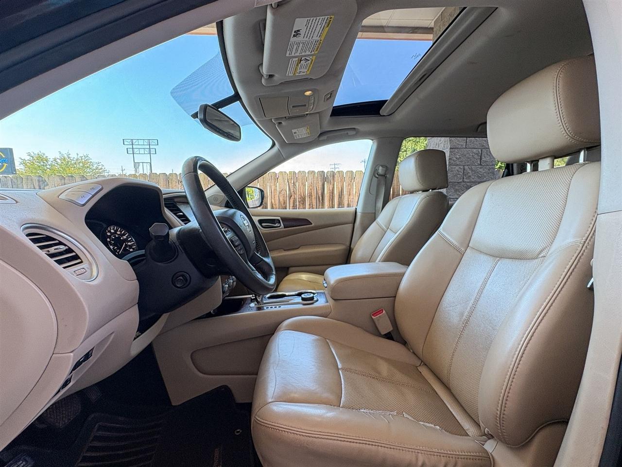 Nissan Pathfinder  2017