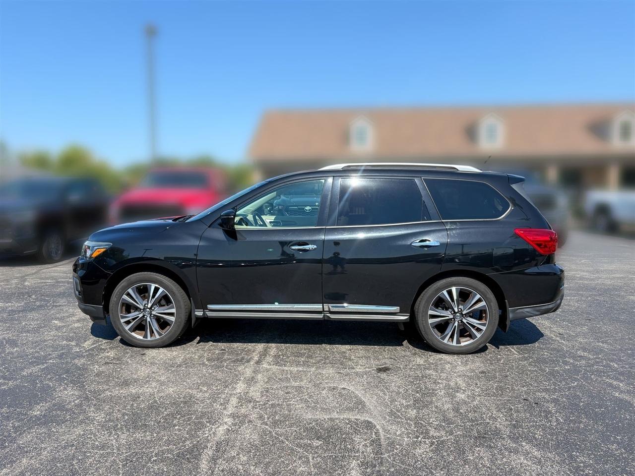 Nissan Pathfinder  2017