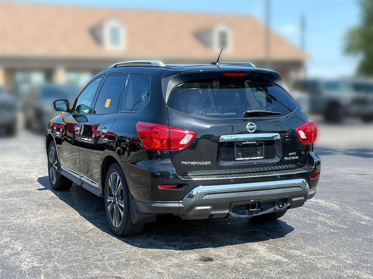 Nissan Pathfinder  2017