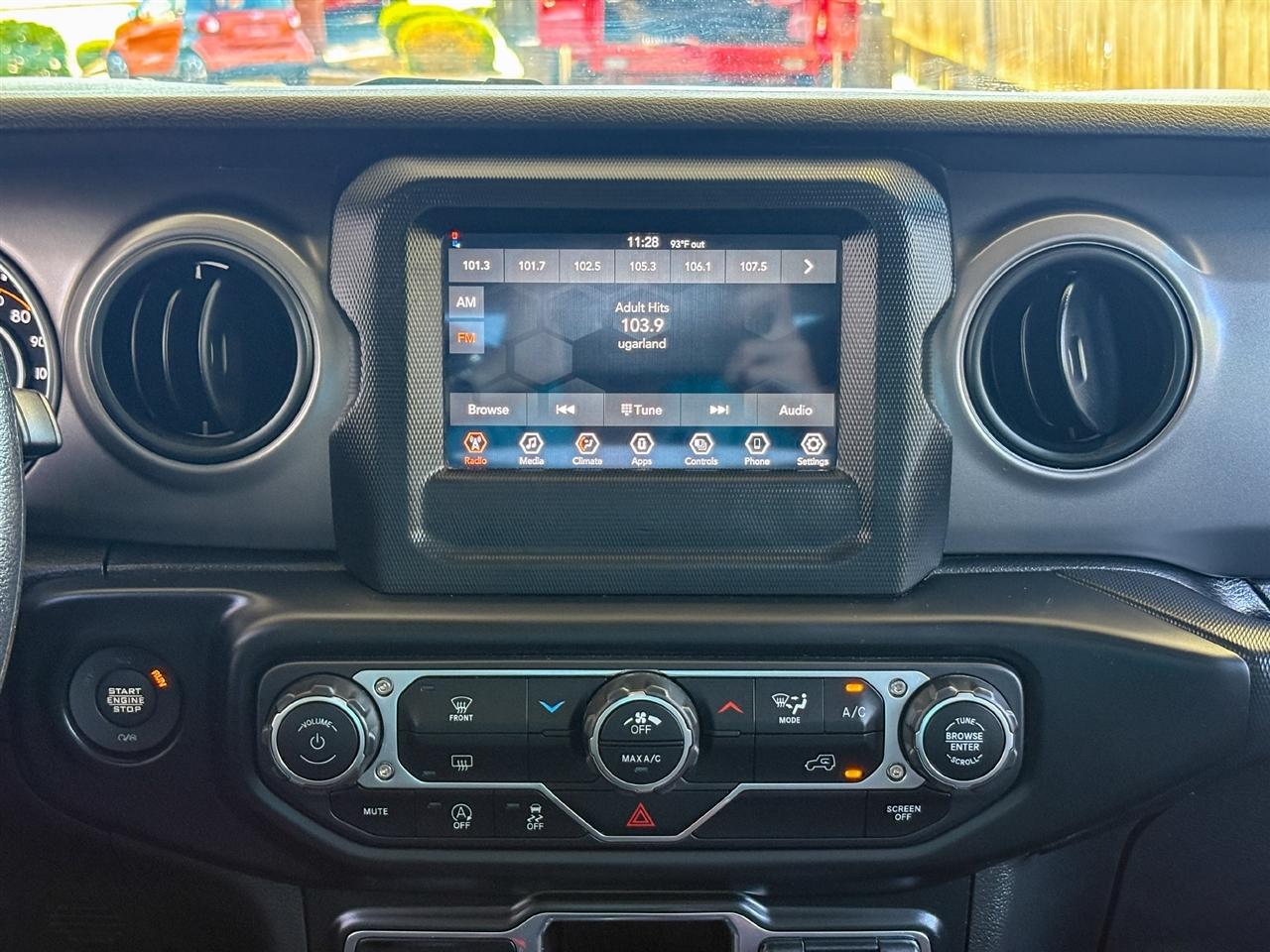 Jeep Wrangler  2022