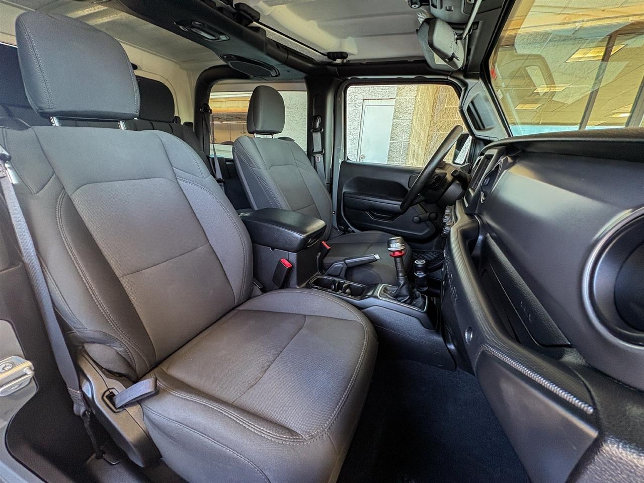 Jeep Wrangler  2022