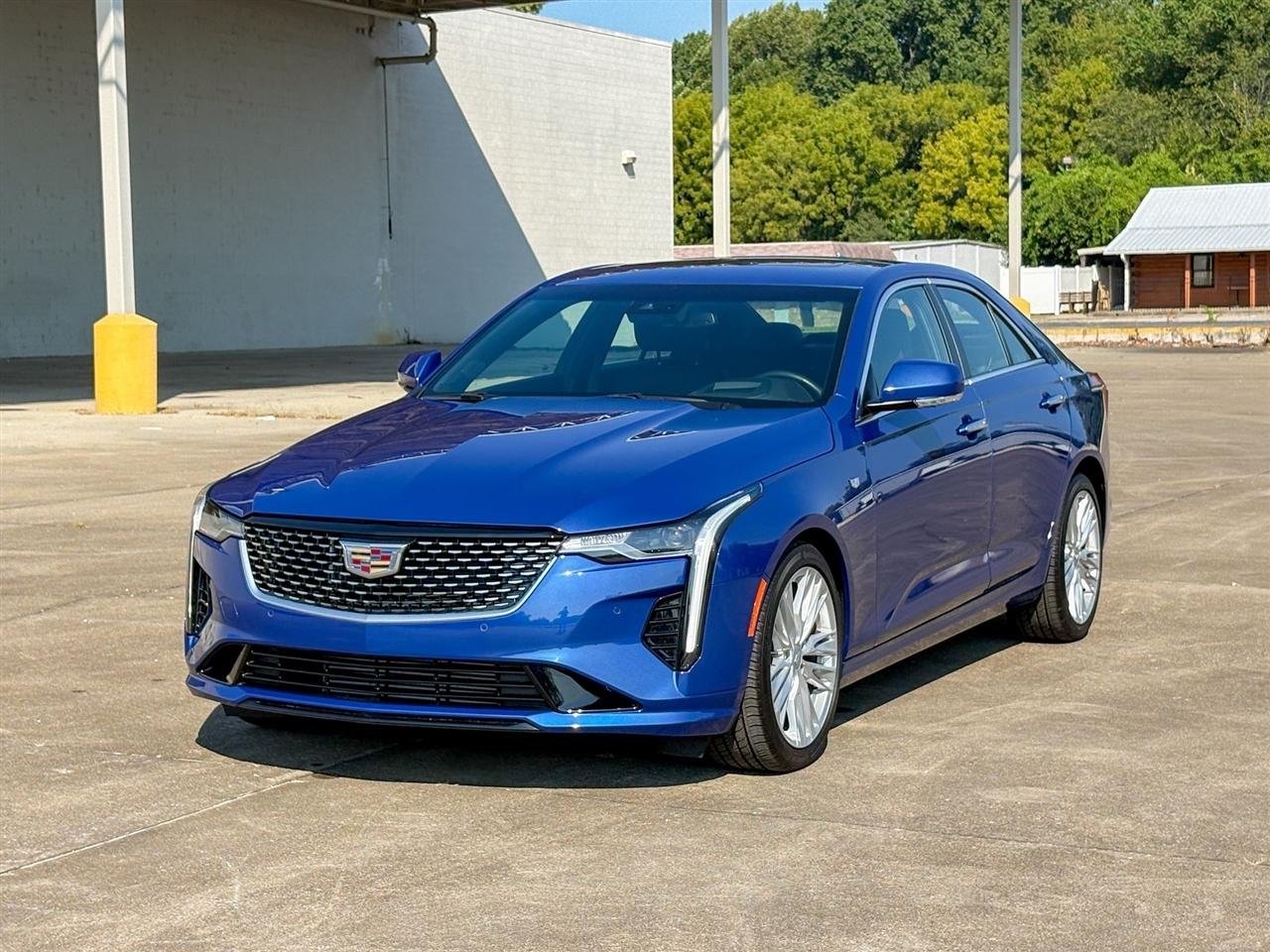 Cadillac CT4  2024