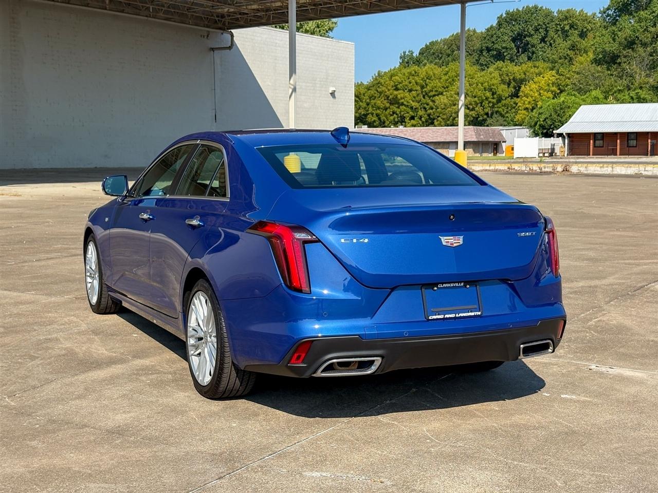 Cadillac CT4  2024