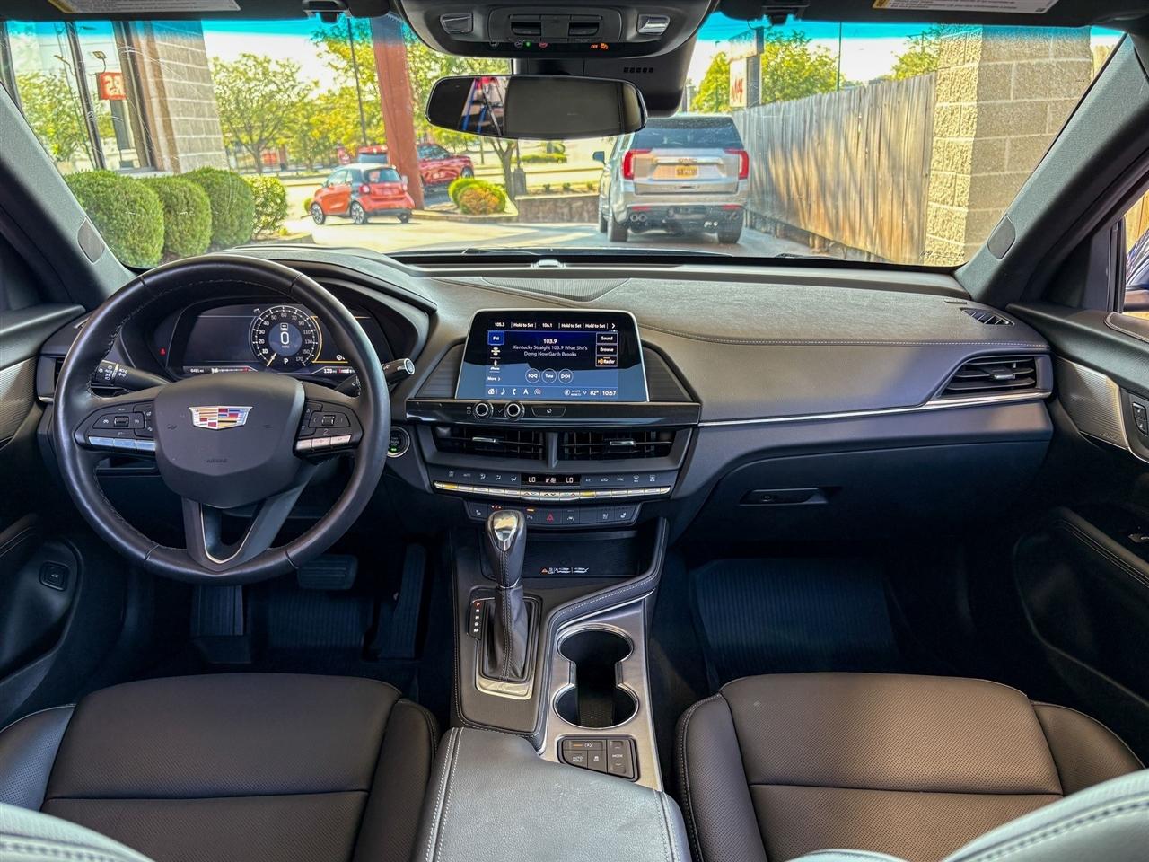 Cadillac CT4  2024