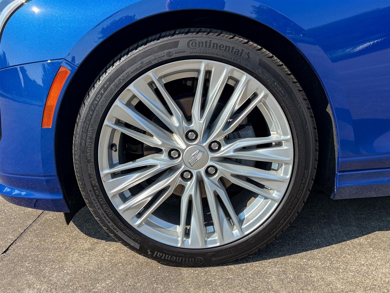 Cadillac CT4  2024