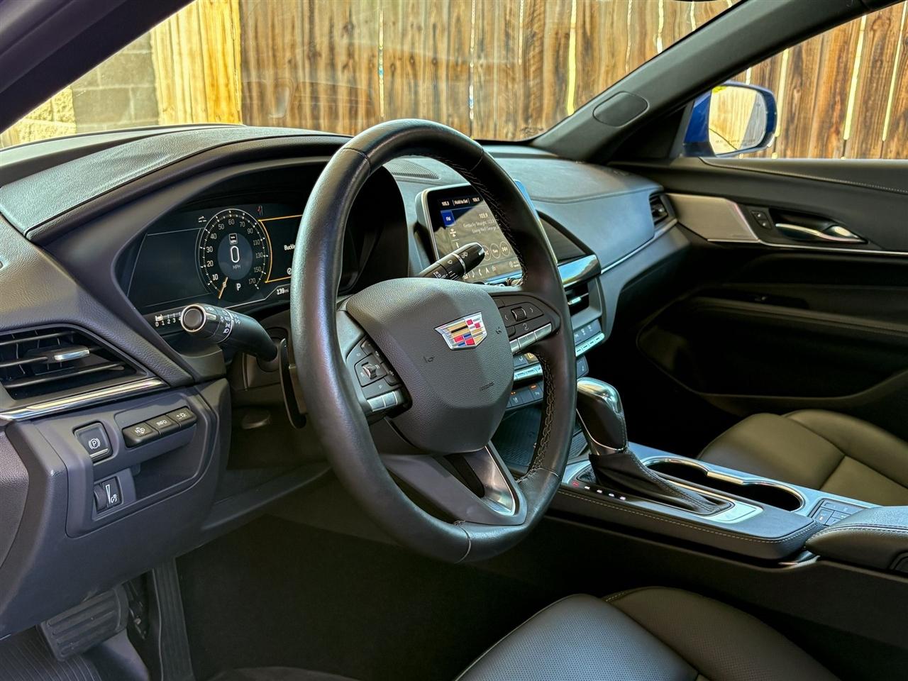 Cadillac CT4  2024
