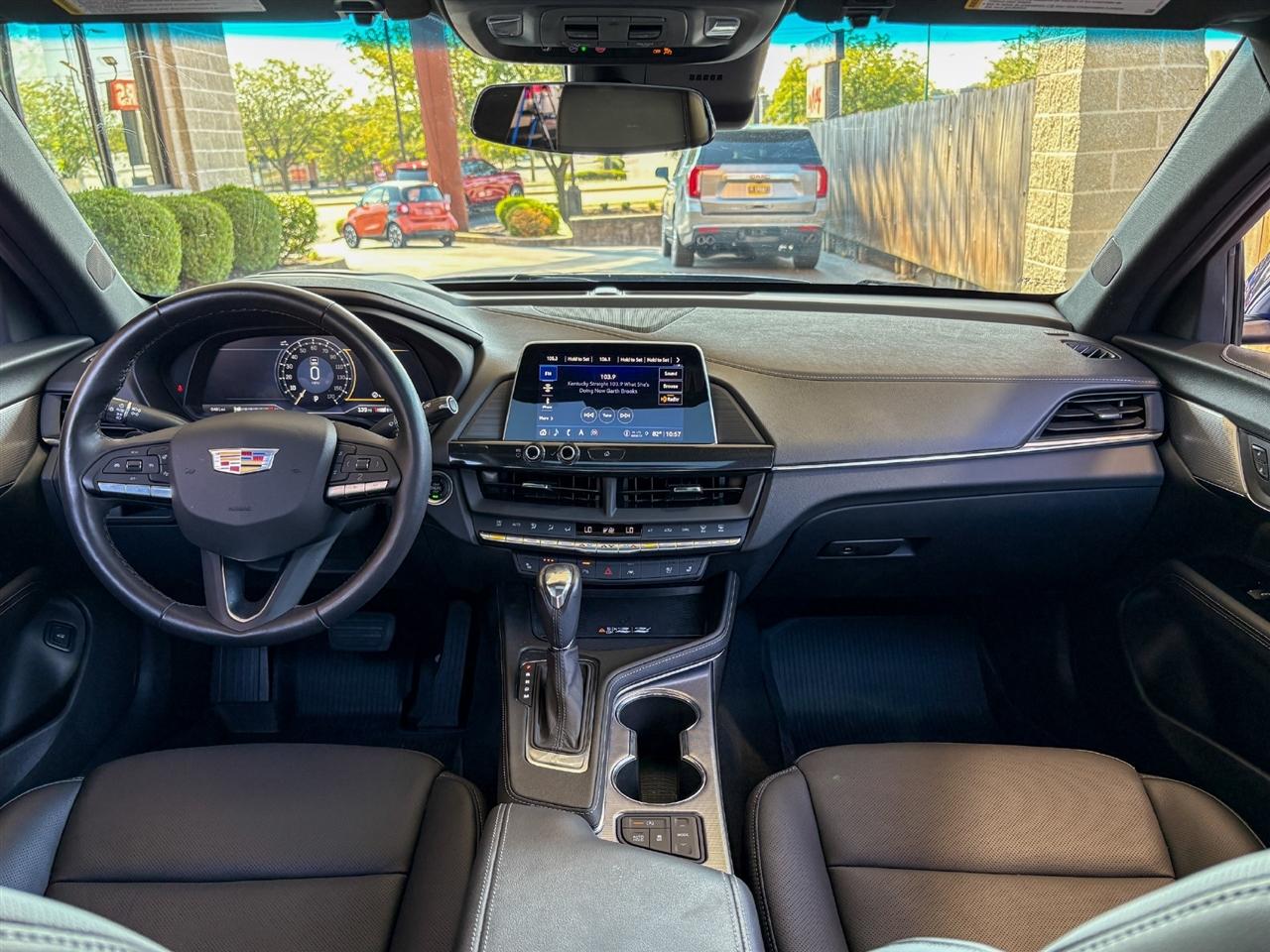 Cadillac CT4 Premium Luxury 2024