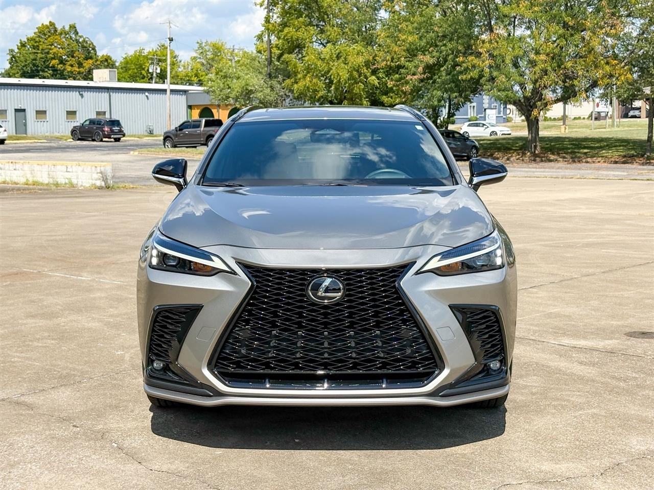 Lexus NX  2024
