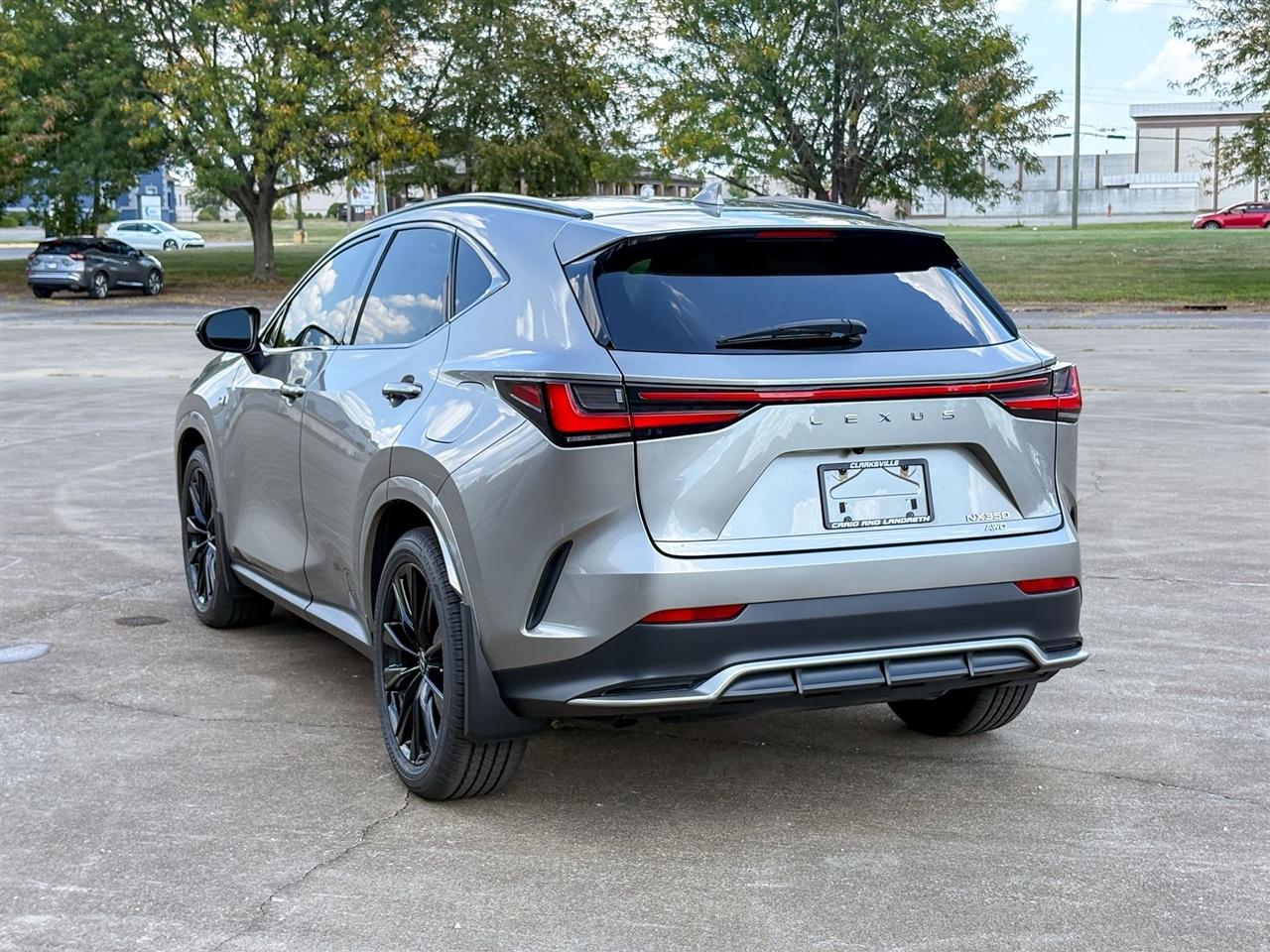 Lexus NX  2024