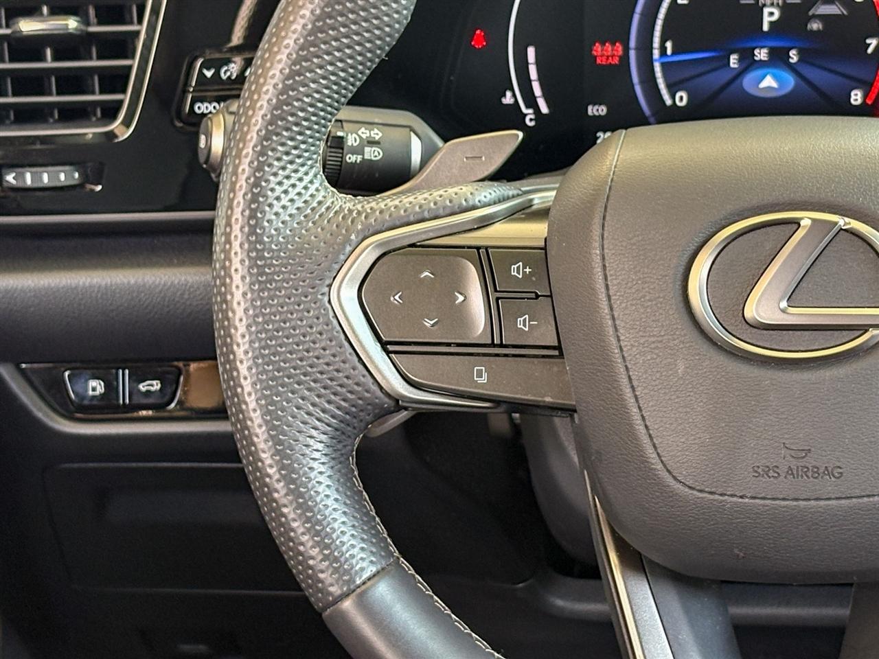 Lexus NX  2024