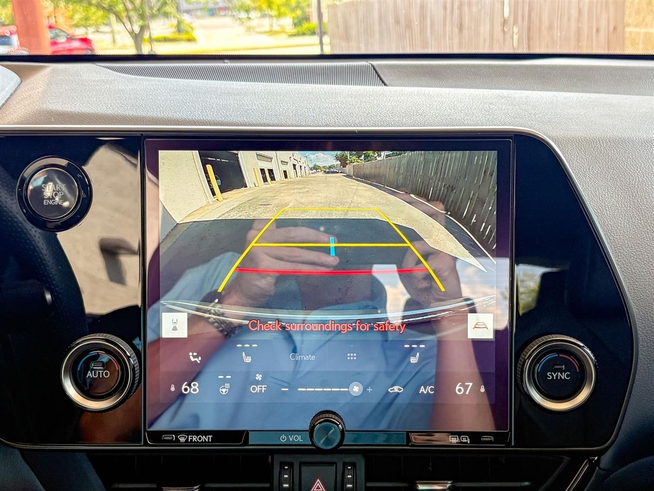 Lexus NX  2024