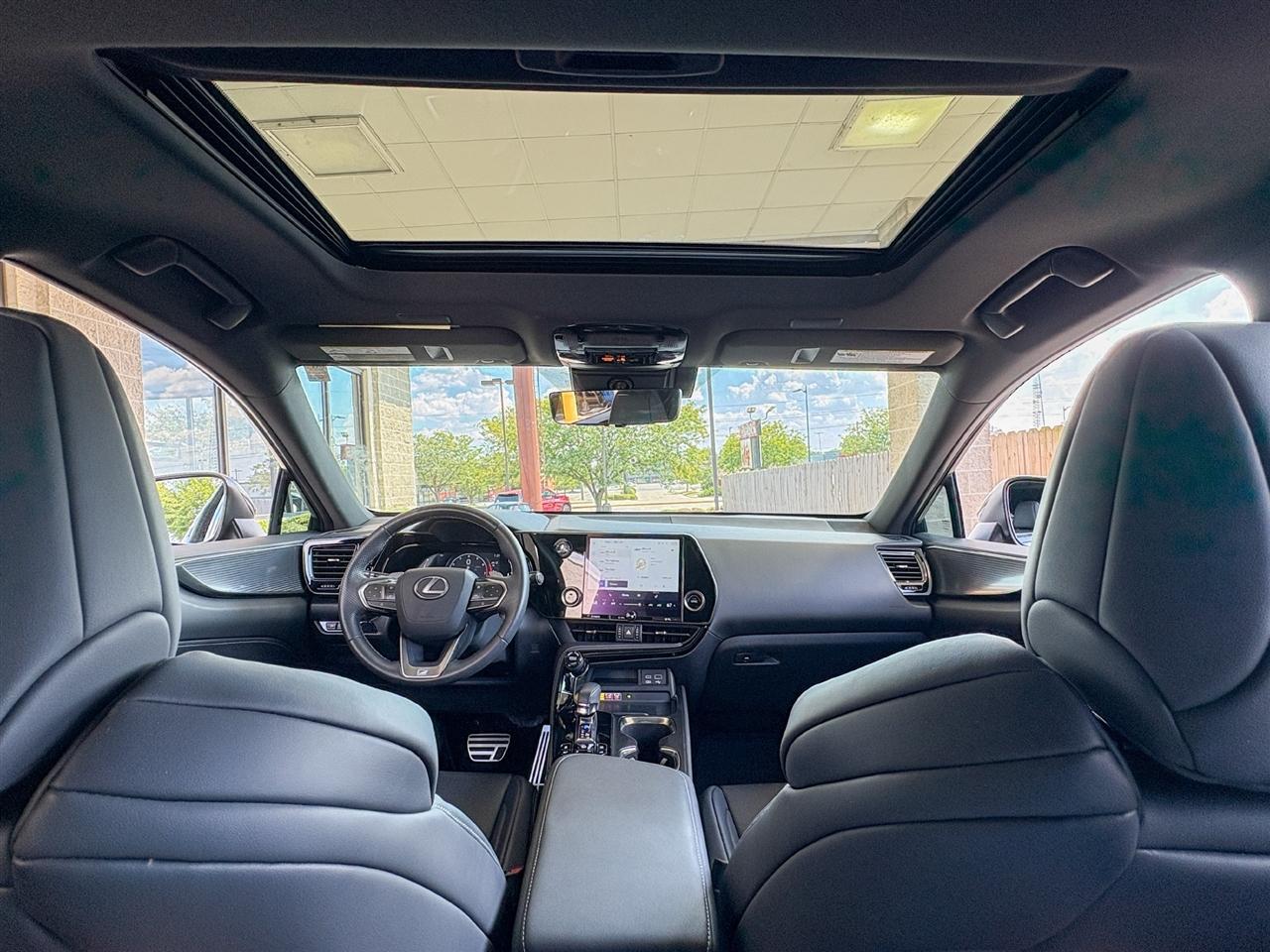Lexus NX  2024