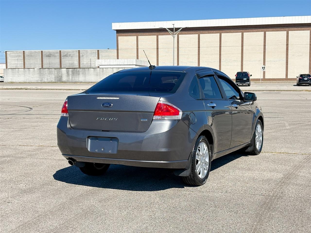 Ford Focus SEL 2010