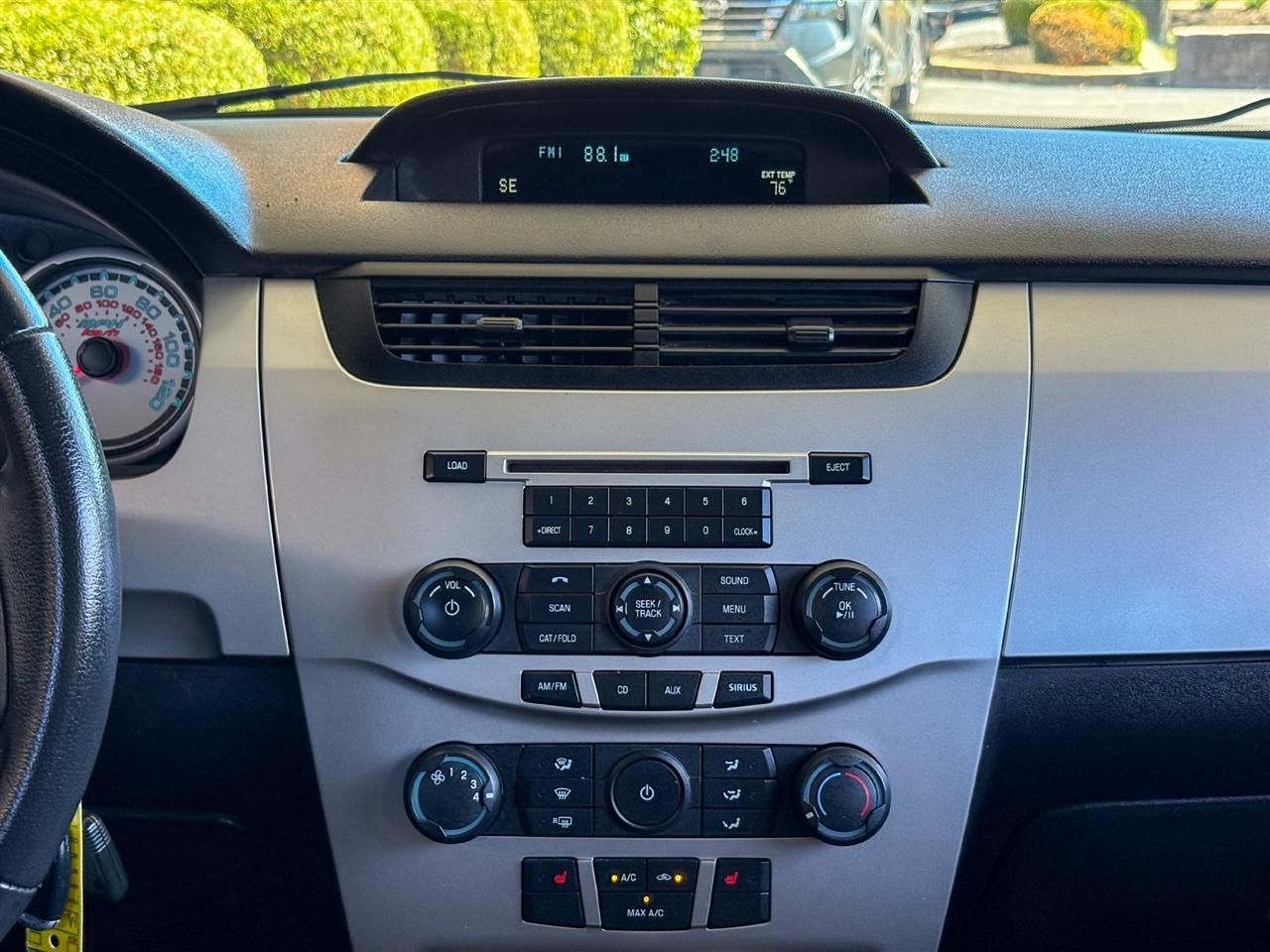 Ford Focus SEL 2010